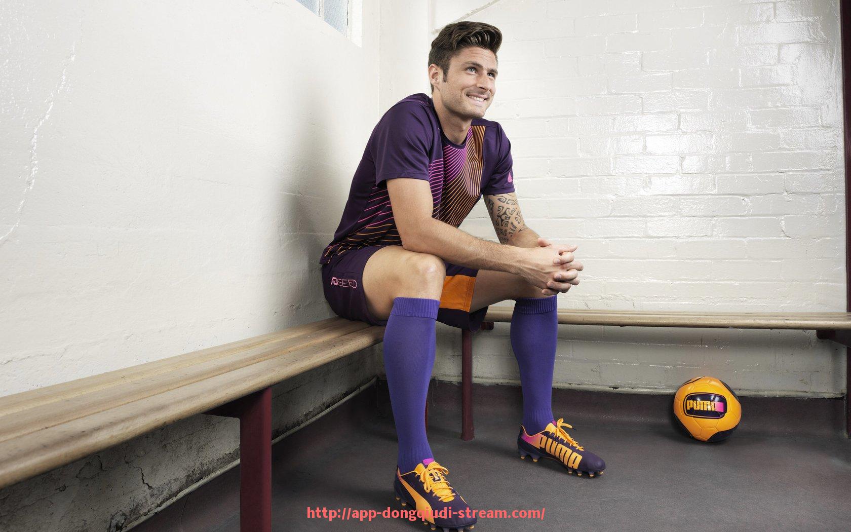 懂球帝直播-多功能健身器材简介及体育锻炼综合训练效果探讨