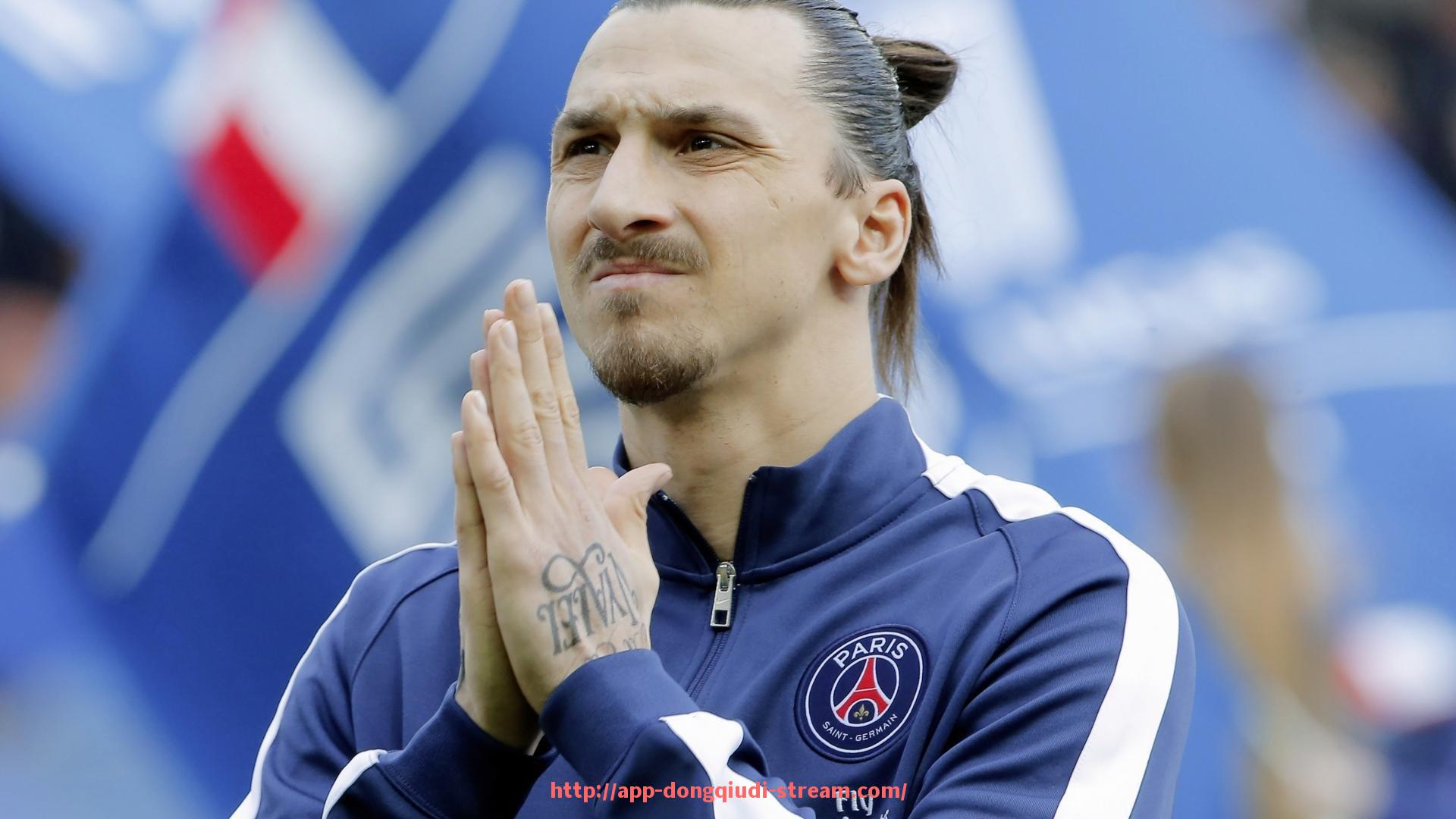 懂球帝直播-世俱杯球鞋品牌技术比较报告及未来发展预测